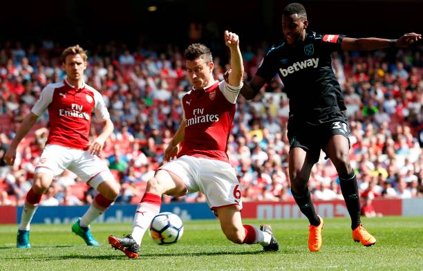 篮球世界中 篮球世界中