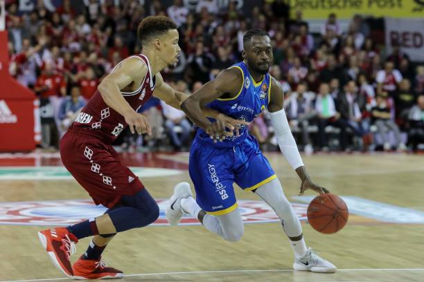 本场比赛的 本场比赛的