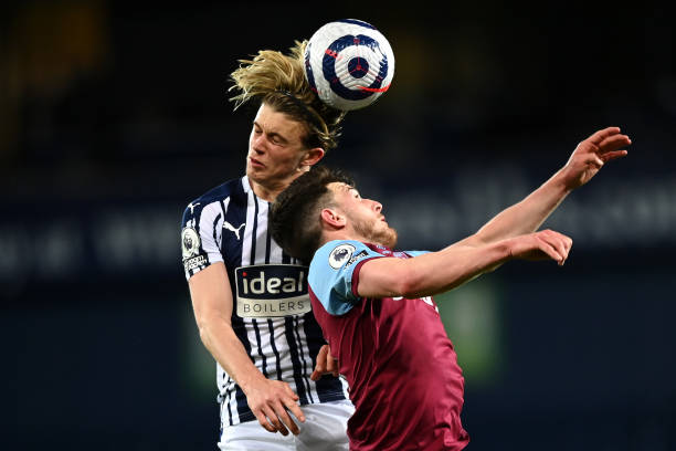 从低谷走向 从低谷走向